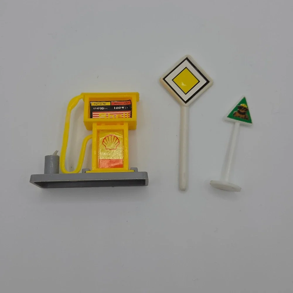 Vintage Shell Gas Station Toy Fuel Pump and Road Signs Accessories Set